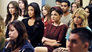 Pretty Little Liars 2×11 online sa prevodom