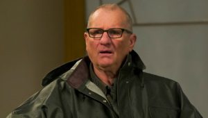 Modern Family 7×14 online sa prevodom