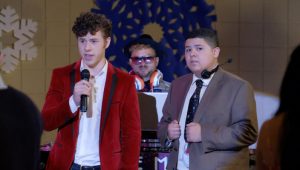 Modern Family 8×9 online sa prevodom