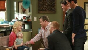 Modern Family 6×15 online sa prevodom