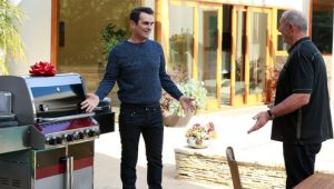 Modern Family 6×19 online sa prevodom