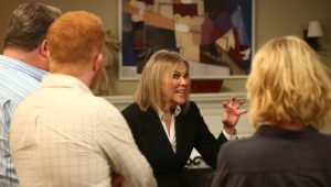 Modern Family 7×8 online sa prevodom